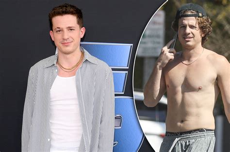 Charlie Puth hits back at body shamers after shirtless。